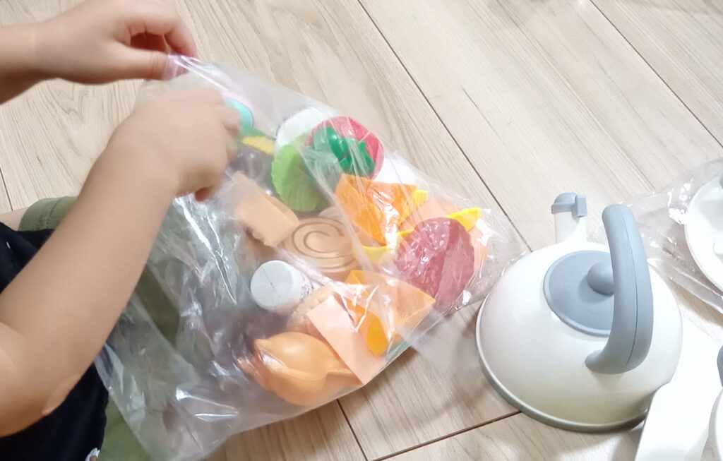 RiZKiZ おままごとセット  RiZKiZ おままごと  RiZKiZ ままごとセット  RiZKiZ 49点セット  リズキズ おままごとセット おままごとセット 2歳  おままごとセット プラスチック  おままごとセット 人気  おままごとセット コスパ  おままごとセット 初めて  おままごとセット 女の子 男の子  ままごと おすすめ  ごっこ遊び 知育玩具 RiZKiZ おままごとセット 口コミ  RiZKiZ おままごとセット レビュー  RiZKiZ おままごとセット 評判  RiZKiZ おままごとセット デメリット  RiZKiZ おままごとセット どこで買う  RiZKiZ おままごとセット 楽天  RiZKiZ おままごとセット Amazon ままごとセット プレゼント  おままごとセット クリスマス  おままごとセット 誕生日 プレゼント