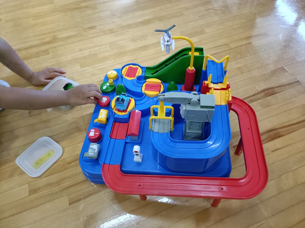 2歳 おもちゃ おすすめ 2歳 買ってよかった おもちゃ 2歳 知育玩具 2歳 女の子 おもちゃ 2歳 男の子 おもちゃ 2歳 プレゼント 2歳 誕生日プレゼント 2歳 クリスマスプレゼント 児童センター おもちゃ 児童館 おもちゃ 保育園 おもちゃ 2歳 おうち遊び 2歳 ごっこ遊び 2歳 指先遊び 2歳 知育 シルバニアファミリー 2歳 メルちゃん 2歳 トーマス レッツゴー大冒険 アンパンマン 育脳ドライブワールド アンパンマン おしゃべり消防車 アンパンマン パン工場 室内すべり台 2歳
