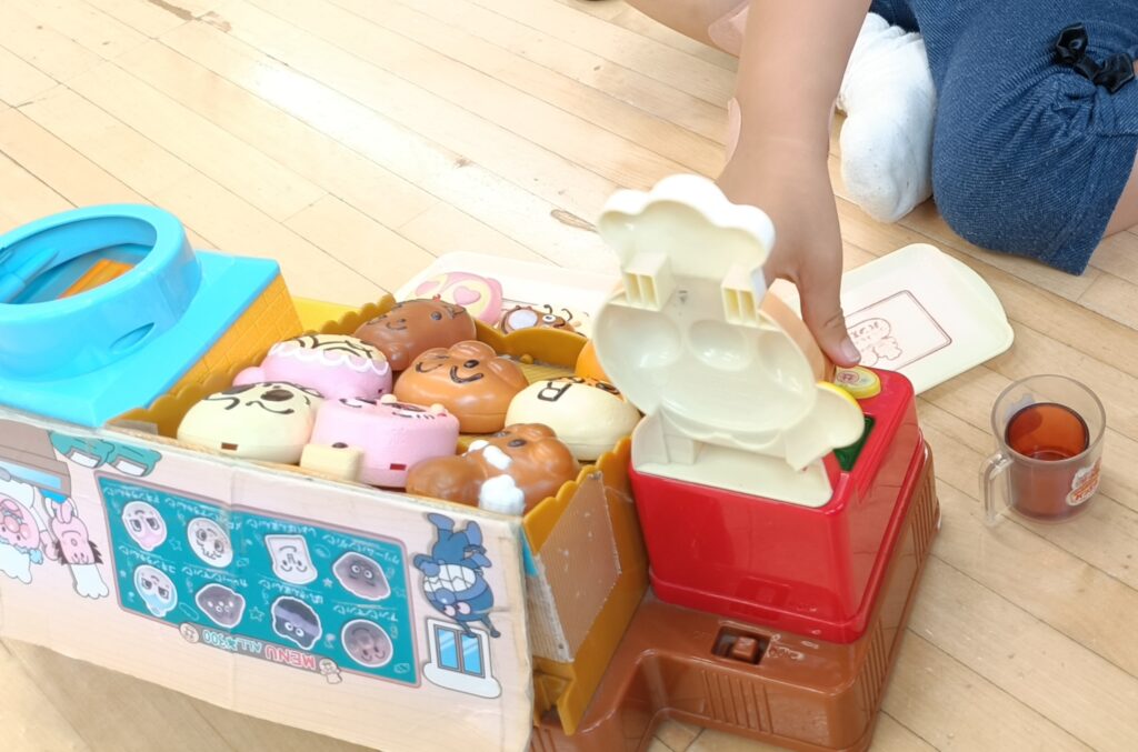 2歳 おもちゃ おすすめ 2歳 買ってよかった おもちゃ 2歳 知育玩具 2歳 女の子 おもちゃ 2歳 男の子 おもちゃ 2歳 プレゼント 2歳 誕生日プレゼント 2歳 クリスマスプレゼント 児童センター おもちゃ 児童館 おもちゃ 保育園 おもちゃ 2歳 おうち遊び 2歳 ごっこ遊び 2歳 指先遊び 2歳 知育 シルバニアファミリー 2歳 メルちゃん 2歳 トーマス レッツゴー大冒険 アンパンマン 育脳ドライブワールド アンパンマン おしゃべり消防車 アンパンマン パン工場 室内すべり台 2歳